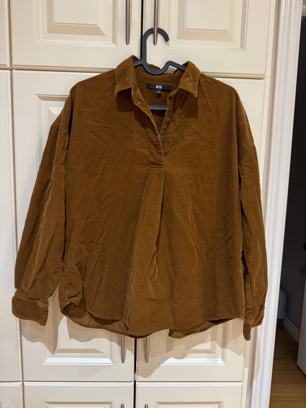 Uniqlo Corduroy Shirt Jacket in Chestnut Brown S
